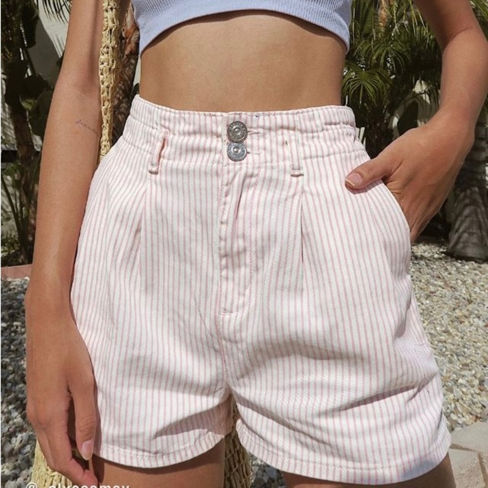 BDG Jordi Striped Pleated high-waisted short